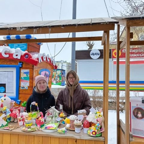 Пасхальная ярмарка фонда "Обыкновенное чудо" проходит в Горсаду