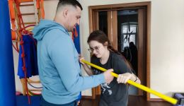 Лечебная физкультура для Насти Козловской