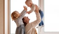 Родители 75,9 тысячи детей получали единое пособие в 2023 году в Томской области