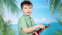 Специальные уроки: Максим с аутизмом готовится пойти в 1 класс