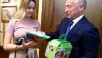 Владимир Мазур напутствовал финалисток Международных детских Пифийских игр