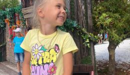 Рисунки вместо слов: поможем маленькой художнице